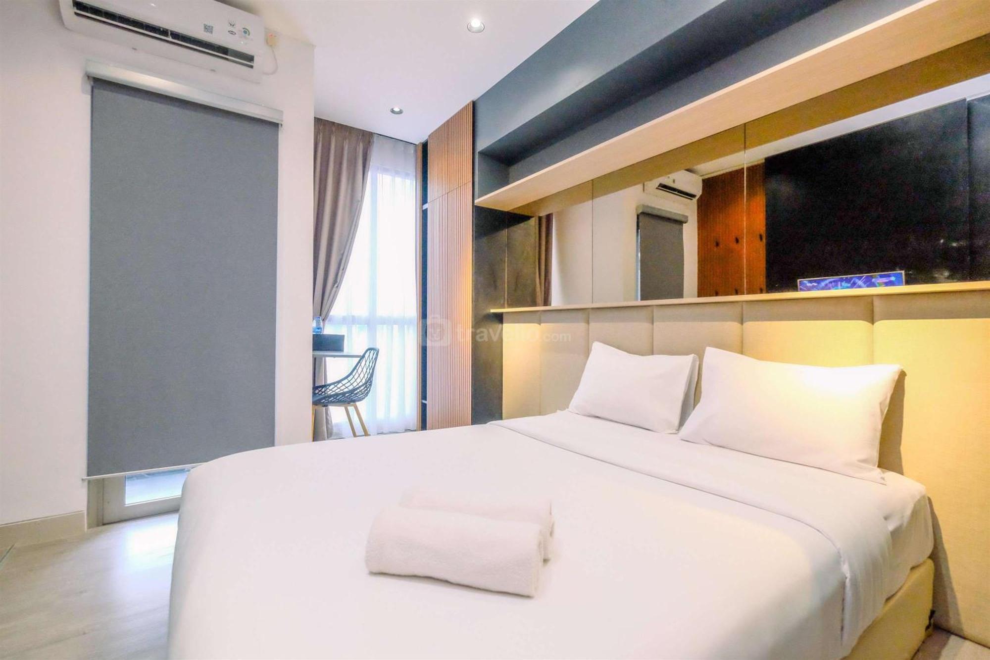 Minimalist And Comfy Ciputra World 2 By Travelio Appartement Jakarta